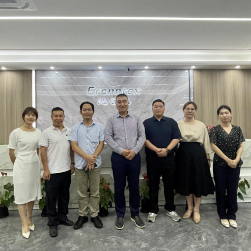 热烈欢迎韩国客户莅临樱桃免费视频实地考察，共商合作大计！