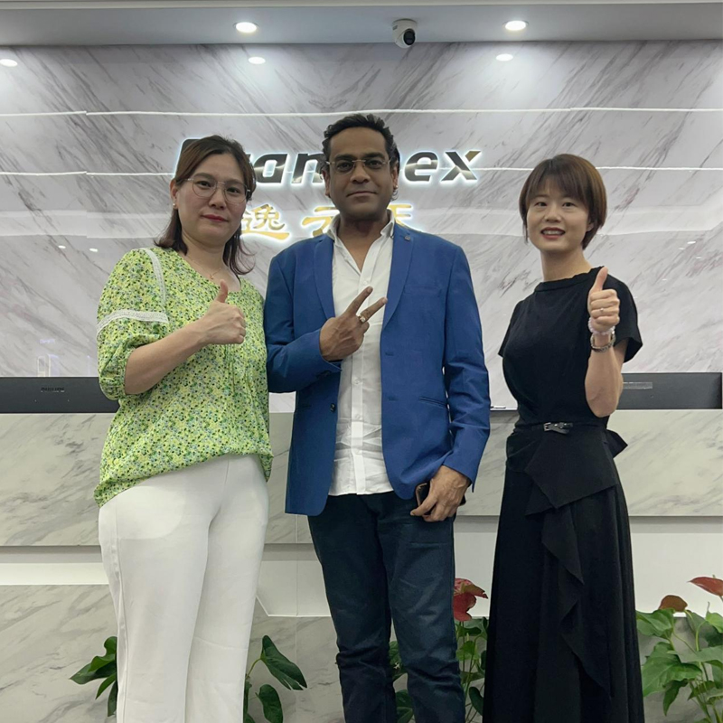 印度客户慕名来访樱桃免费视频，洽谈空气质量监测项目合作!